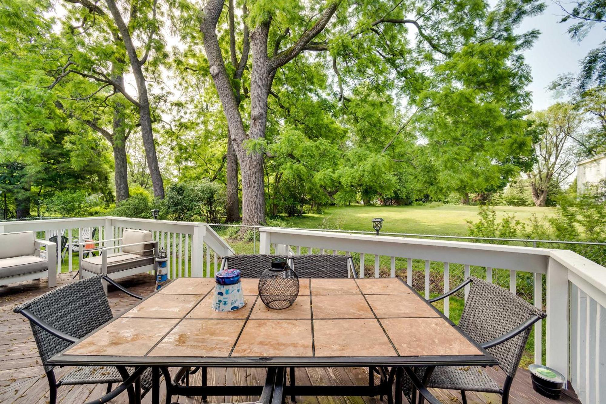 Sodus Point Home - Walkable To Beach! エクステリア 写真